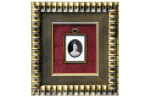 Miniatura pintada sobre disco oval de marfil. Siglo XIX.