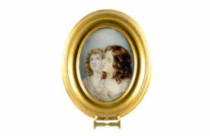 Miniatura pintada sobre placa oval de marfil. Siglo XIX.