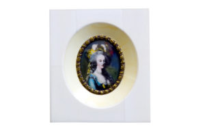 Miniatura Siglo XIX pintada a mano sobre disco de marfil. ""María Antonieta"