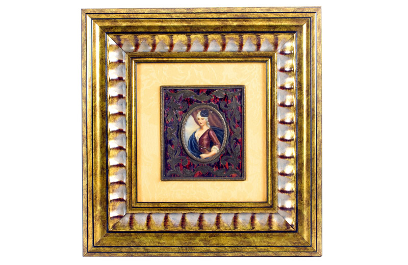 Miniatura sobre placa oval de marfil. Siglo XIX. Miniatura sobre placa oval de marfil. Siglo XIX.