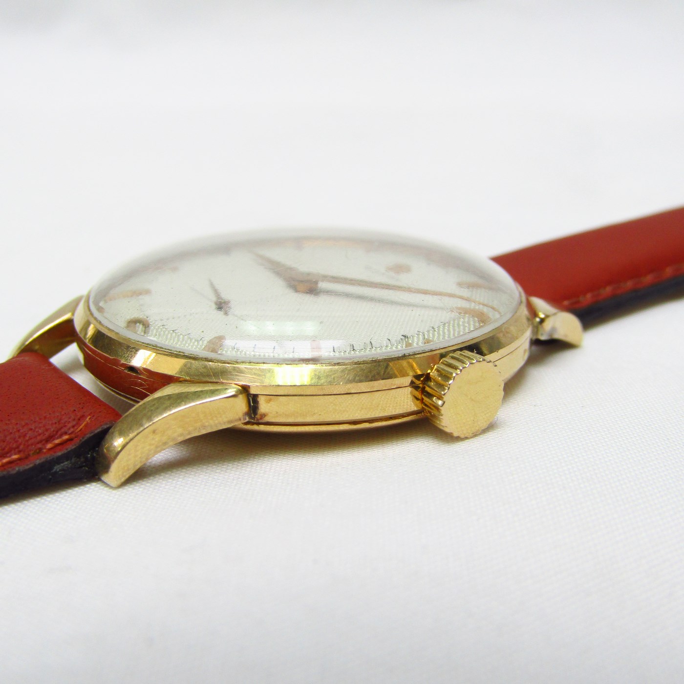 OMEGA. Reloj de pulsera para caballero. Suiza, 1955. OMEGA. Reloj de pulsera para caballero. Suiza, 1955.
