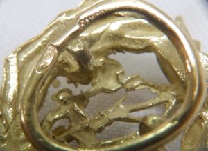 Pareja de Broches de Solapa en Oro 18k, con Escudo de Ingenieros Técnicos Industriales