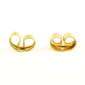 Pareja de pendientes dormilona. Oro y Diamantes talla Brillante.