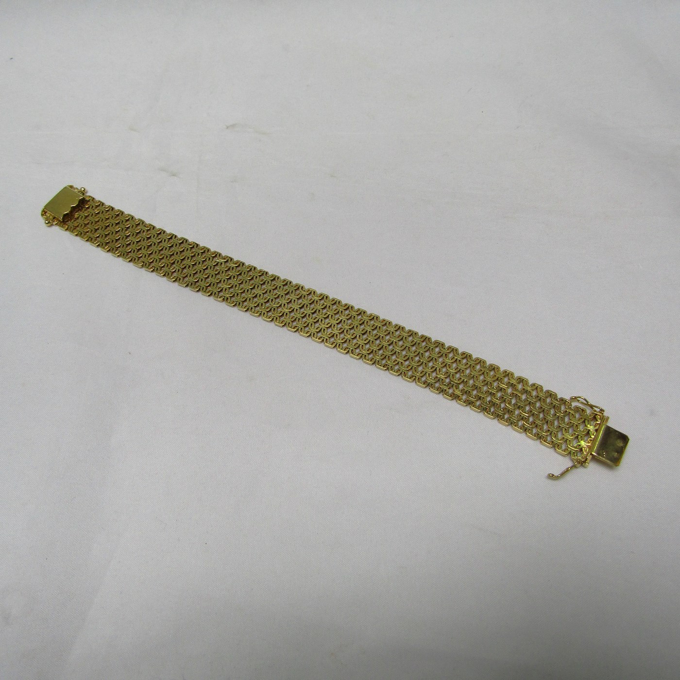 Pulsera Calada en Oro de 18k. Pulsera Calada en Oro de 18k.