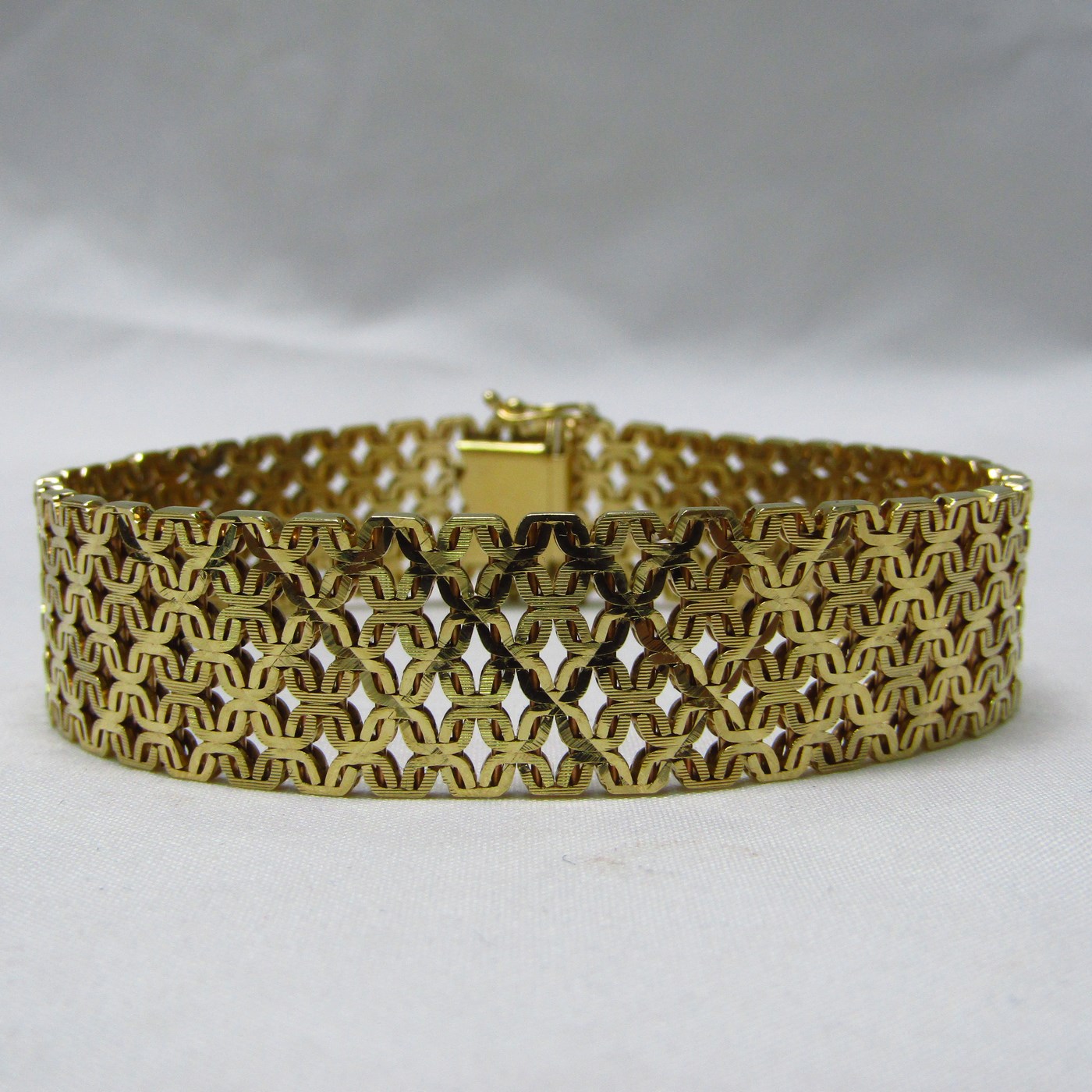 Pulsera Calada en Oro de 18k. Pulsera Calada en Oro de 18k.