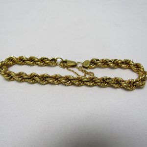Pulsera tipo cordón, en Oro de 18k. 11,35 gr.