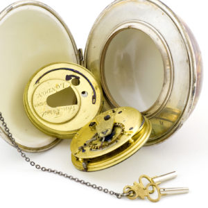 RELOJ DE BOLSILLO/SOBREMESA CON CAJA ESFÉRICA ESMALTADA