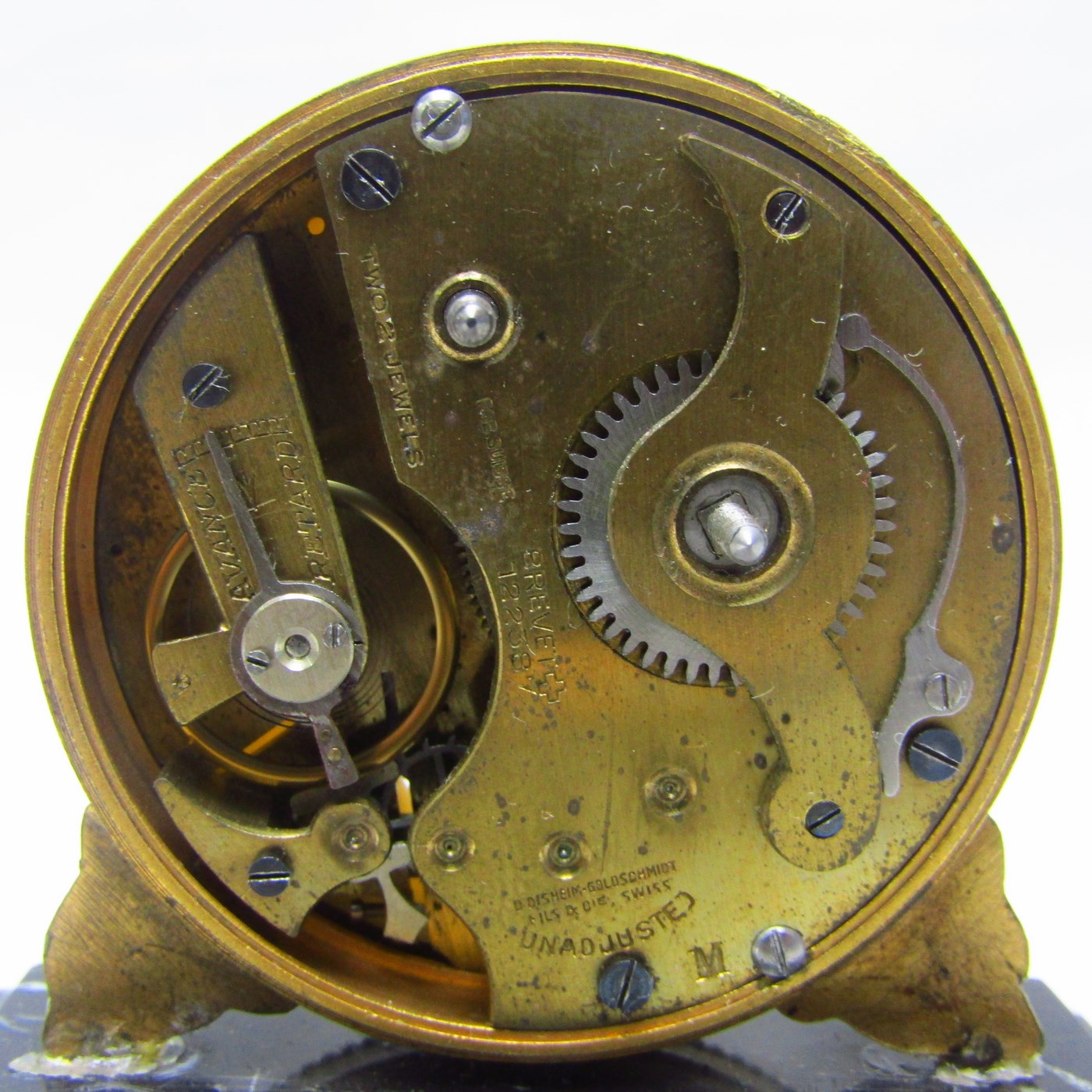 Reloj de Sobremesa con escena mitólogica de Psique y Cupido. Pps. Siglo XX. Reloj de Sobremesa con escena mitólogica de Psique y Cupido. Pps. Siglo XX.