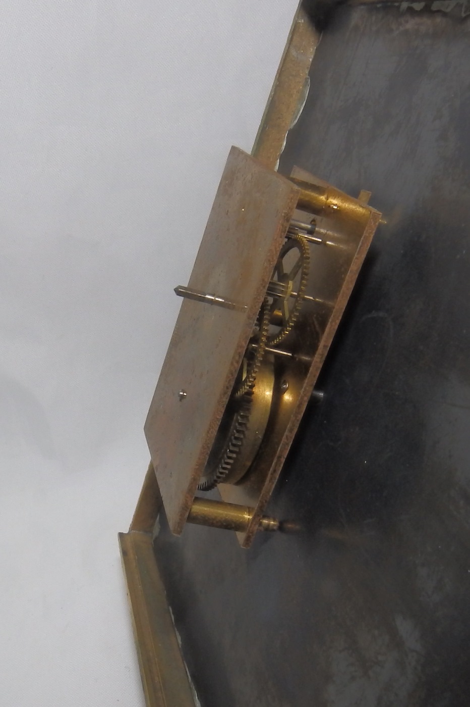 Reloj de Sobremesa, integrado en óleo sobre placa de cobre. Manufactura Austriaco. Siglo XIX Reloj de Sobremesa, integrado en óleo sobre placa de cobre. Manufactura Austriaco. Siglo XIX
