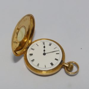 Reloj Inglés de Bolsillo-Colgar, media saboneta y remontoir. Londres, import 1908.