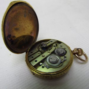 Reloj Suizo de Bolsillo-colgar, lepine y remontoir. Suiza, ca. 1900.