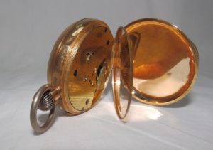 Reloj Suizo de Bolsillo para caballero, lepine y remontoir. Modelo Doctor. Ca. 1890.
