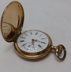 Reloj Suizo de Bolsillo para caballero, saboneta y remontoir. Ca. 1890.
