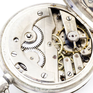 Reloj Suizo de Bolsillo, saboneta. Con Fase Lunar. Circa, 1890.