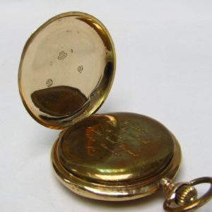 Reloj Suizo de bolsillo, saboneta y remontoir. Ca. 1890.