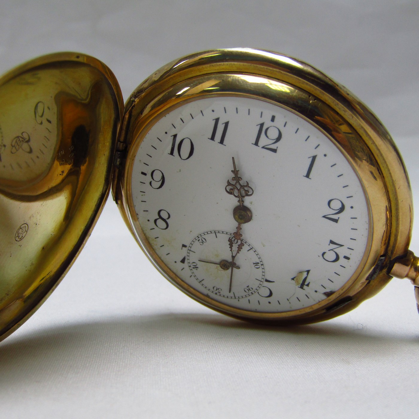 Reloj Suizo de bolsillo, saboneta y remontoir. Ca. 1890. Reloj Suizo de bolsillo, saboneta y remontoir. Ca. 1890.