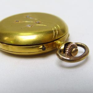 Reloj Suizo de Colgar, saboneta y remontoir. Ca. 1900
