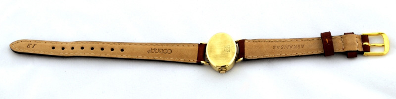 Remova. Reloj de pulsera para dama. Remova. Reloj de pulsera para dama.