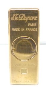 S.T. Dupont. Encendedor Chapado en Oro y laca china.