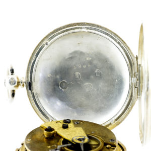 Skarratt & Co. (Worcester). (Bian Loomes, pág. 214). Reloj de Bolsillo, saboneta, Half Fusee (Semicatalino). Londres, 1859.