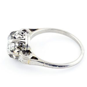 Solitario en Oro de 18k. Diamante Natural talla Brillante de 1,25 ct. Color, I. Claridad, SI1-SI2. - Tamaño: 17,25 mm.