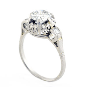 Solitario en Oro de 18k. Diamante Natural talla Brillante de 1,25 ct. Color, I. Claridad, SI1-SI2. - Tamaño: 17,25 mm.