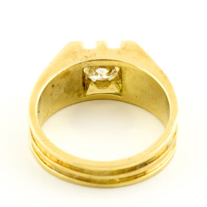 Solitario en Oro de 18k. Diamante Talla Brillante de 1,14 ct. O-R/SI2. 12,48 gr.