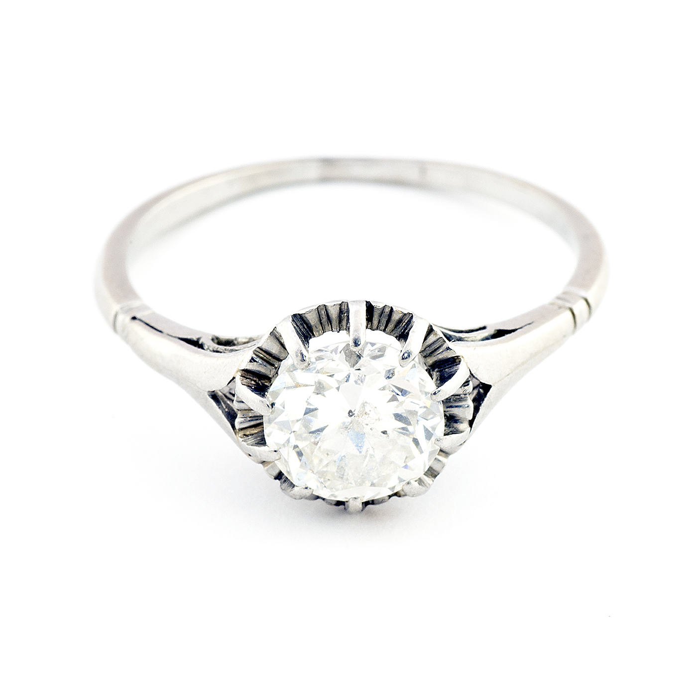 Solitario Oro de 18k. Con Diamante Natural Talla Brillante de 1,13 ct. (Certificado IGE). K/P1. 2,91 gr. Solitario Oro de 18k. Con Diamante Natural Talla Brillante de 1,13 ct. (Certificado IGE). K/P1. 2,91 gr.