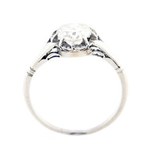 Solitario Oro de 18k. Con Diamante Natural Talla Brillante de 1,13 ct. (Certificado IGE). K/P1. 2,91 gr.