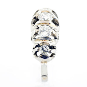 Sortija Cintillo en Oro Blanco con Cinco Diamantes Naturales Talla Brillante (1,13 ct) de (1) 0,41ct (J/SI1) (2) 0.52ct (F-K/SI2) (2) 0.20ct (J-K/VS-SI1).