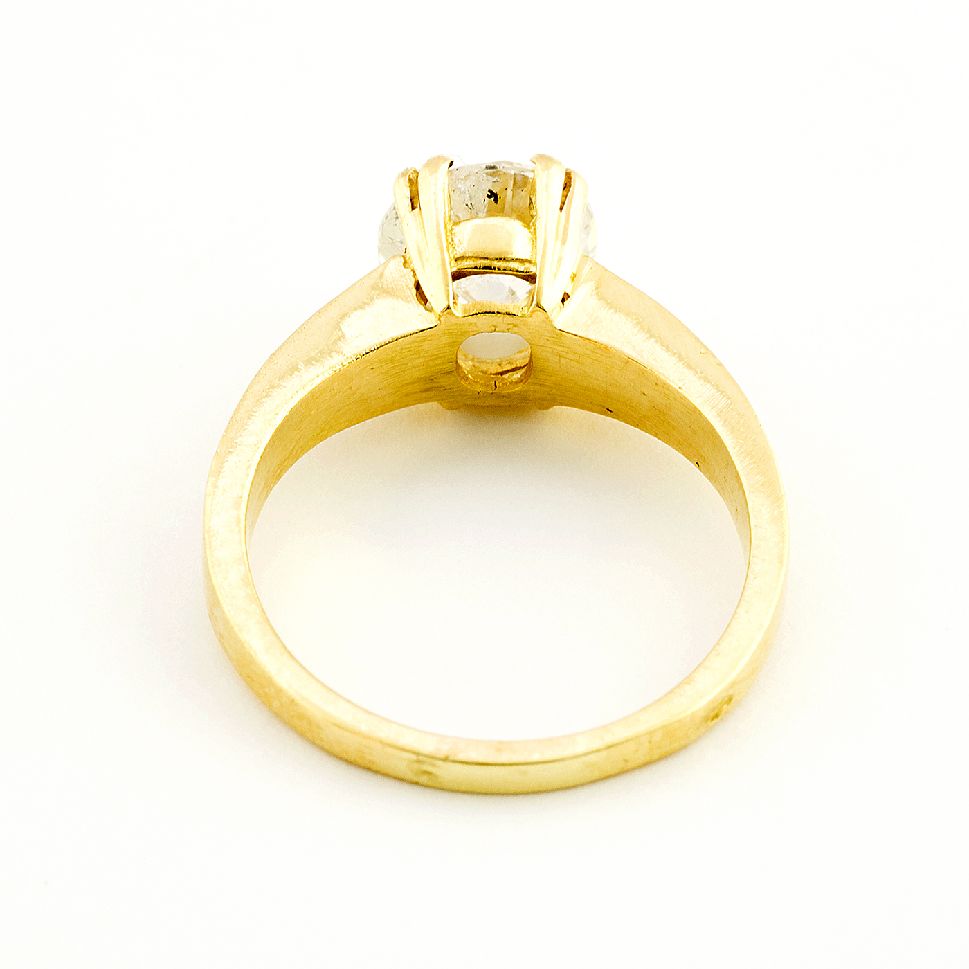 Sortija en Oro con Diamante Natural talla Brillante de 1,89 ct. (I/P3). Certificado IGE. 17,25 mm. Sortija en Oro con Diamante Natural talla Brillante de 1,89 ct. (I/P3). Certificado IGE. 17,25 mm.