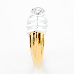 Sortija en oro de 18k con Diamante Natural talla Brillante de 0,25 ct.