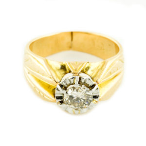 Sortija en Oro de 18k. con Diamante Natural, talla Brillante, de 0,62 ct. (N/I1). Certificado IGE