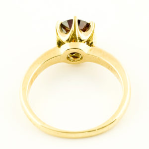 Sortija en Oro de 18k. con Diamante Natural, talla Brillante de 1,15 ct. (Orange/P1). Certificado IGE.