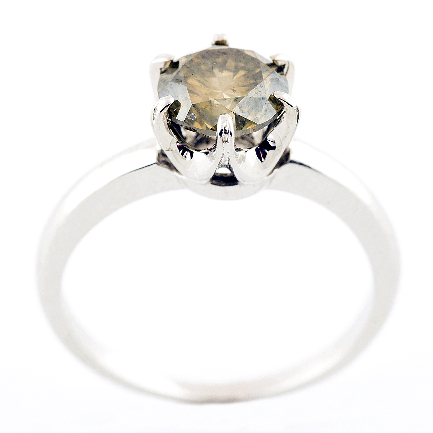 Sortija en Oro de 18k. con Diamante Natural, talla Brillante de 1,38 ct. (Amarillo-Gris/P1) Natural. Certificado IGE. Sortija en Oro de 18k. con Diamante Natural, talla Brillante de 1,38 ct. (Amarillo-Gris/P1) Natural. Certificado IGE.