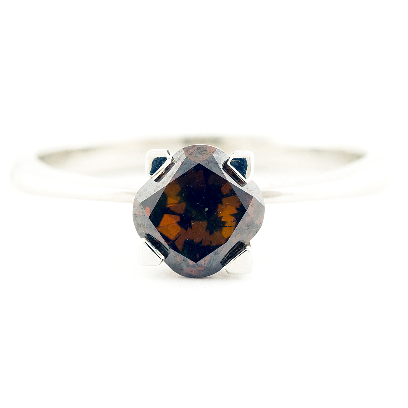 Sortija en Oro de 18k. con Diamante Natural talla Cojín Cuadrado de 1,26 ct. (Fantasía Naranja/SI2). Certificado IGE Sortija en Oro de 18k. con Diamante Natural talla Cojín Cuadrado de 1,26 ct. (Fantasía Naranja/SI2). Certificado IGE
