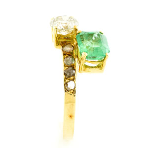 Sortija "tu y yo" con Esmeralda natural de 1,21 ct. y Diamantes de 0,63 ct. (N-SI2-3)