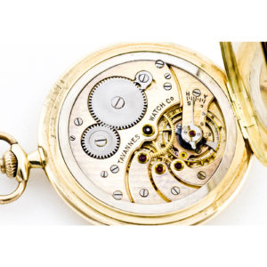 Tavannes Watch Co. reloj de bolsillo, saboneta y remontoir. Siglo XIX.
