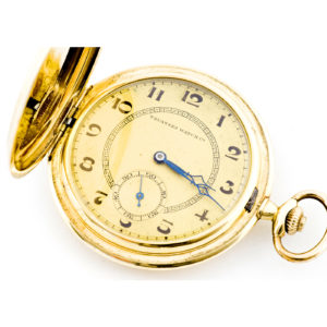 Tavannes Watch Co. reloj de bolsillo, saboneta y remontoir. Siglo XIX.