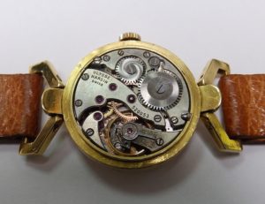 Ulysse Nardin. Reloj de pulsera para dama. Circa 1940.
