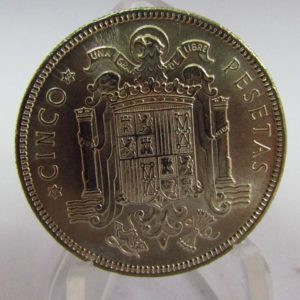 Una moneda de CINCO PESETAS. Año 1949 FRANCO.Ni-Fe.