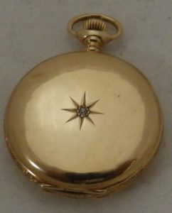 Waltham. Reloj de colgar de señora, saboneta. Año, 1882.