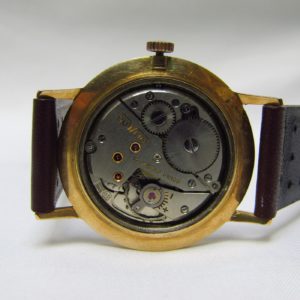 Duward Diplomatic. Reloj de pulsera para caballero. Oro 18k. Peso: 30 gr.
