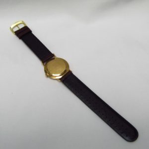 Duward Diplomatic. Reloj de pulsera para caballero. Oro 18k. Peso: 30 gr.