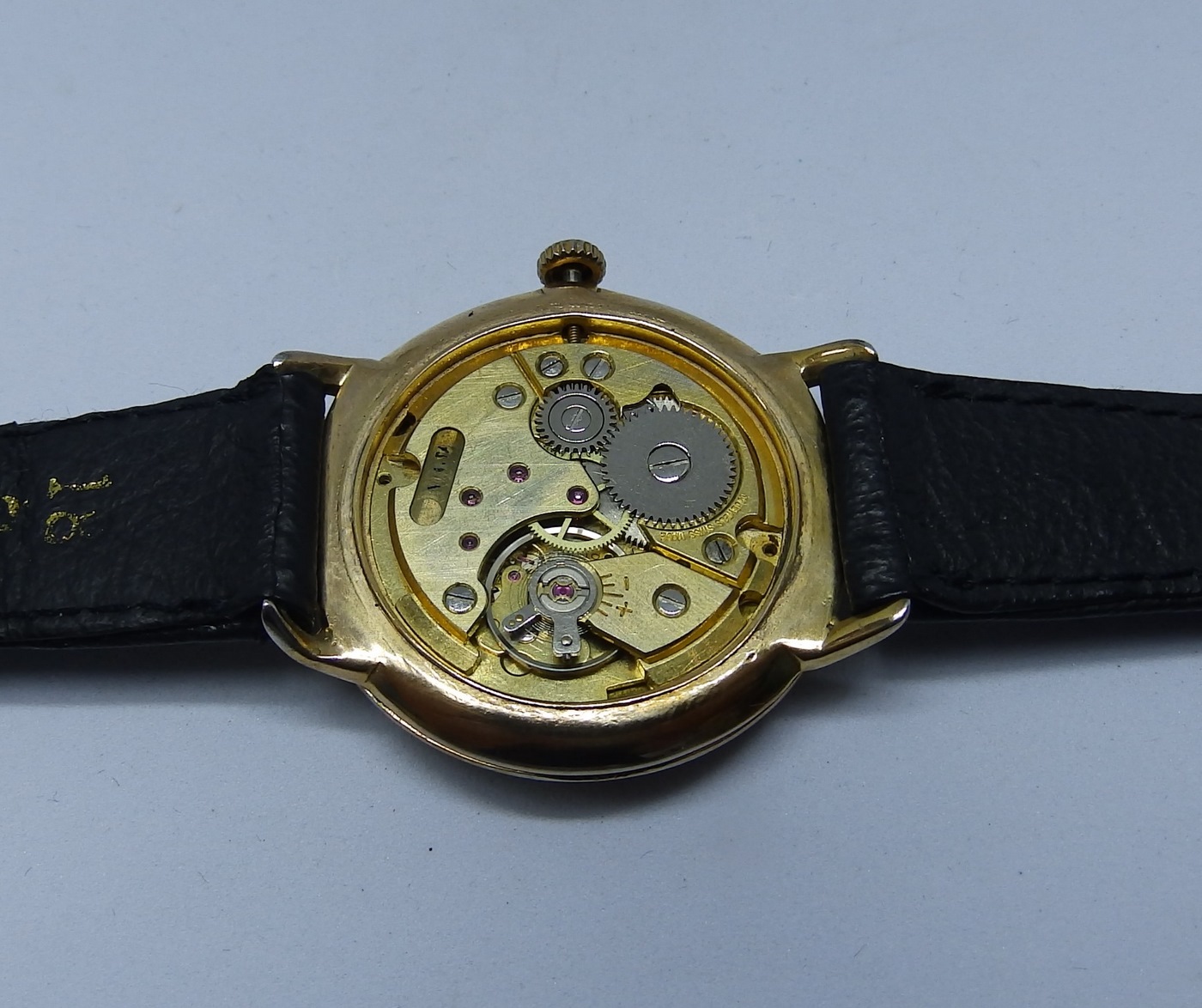 INVICTA. Reloj de pulsera para caballero. Ca. 1970.