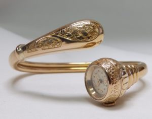 Universal Geneve Pulsera de Oro de 18k, elástica, con Reloj .