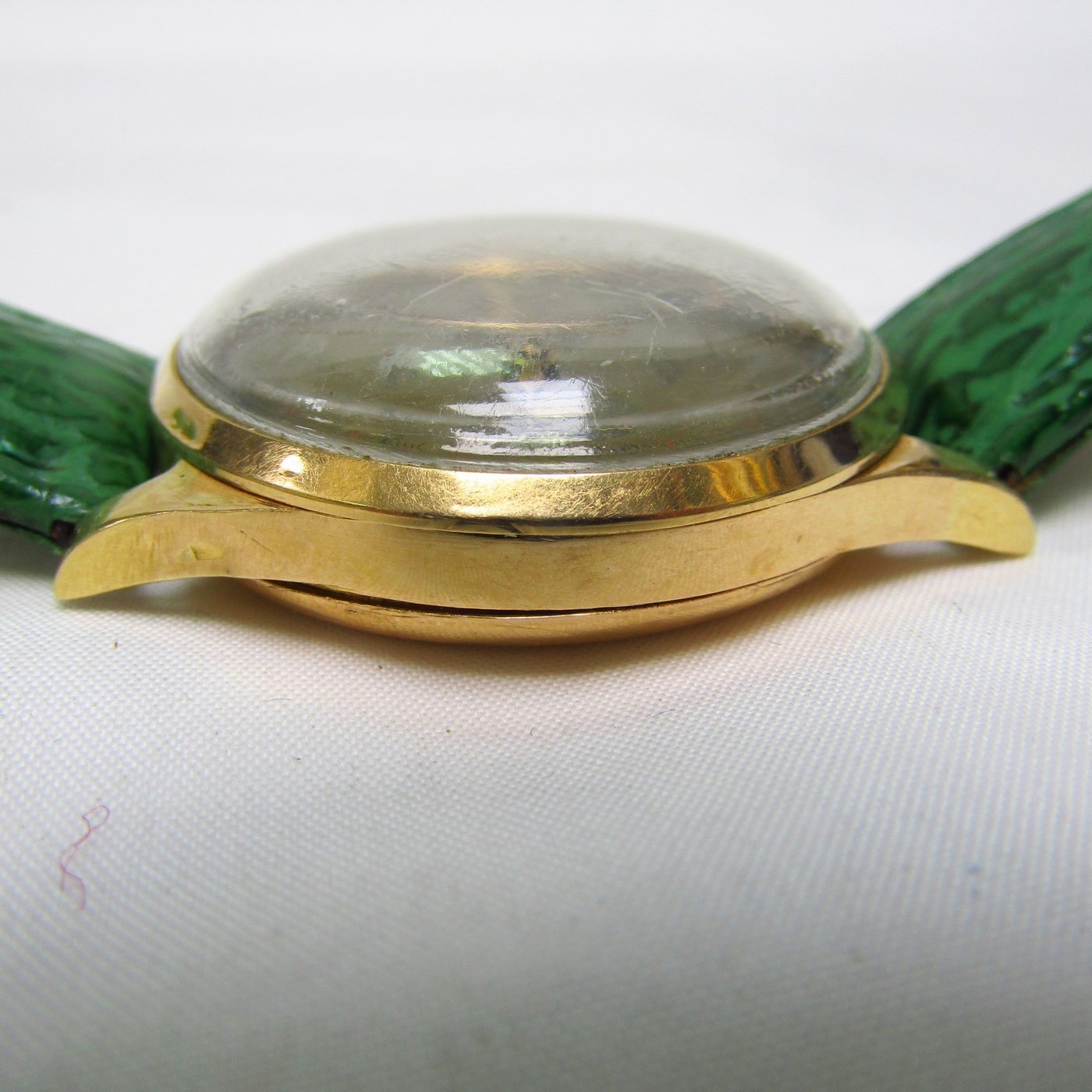 CHRONOGRAPHE SUISSE. Reloj Cronógrafo de pulsera para caballero. Oro 18k. Suiza, ca. 1950 CHRONOGRAPHE SUISSE. Reloj Cronógrafo de pulsera para caballero. Oro 18k. Suiza, ca. 1950