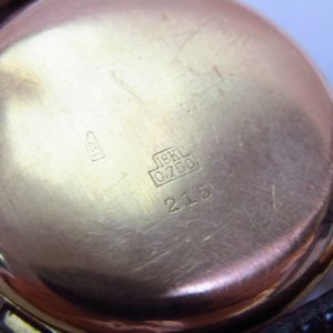 CHRONOGRAPHE SUISSE. Reloj Cronógrafo de pulsera para caballero. Oro 18k. Suiza, ca. 1950.