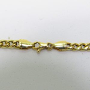 Collar articulado en Oro Amarillo, en disminución. Peso 8,31 gr.