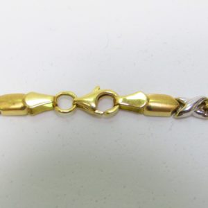 Collar de Oro Bicolor, con eslabones hexagonales combinados. 13,60 gr.